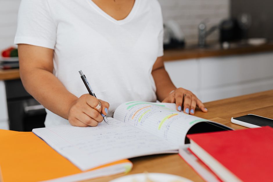 Dicas para Organizar a Cozinha para Estudos e Produtividade em 2026