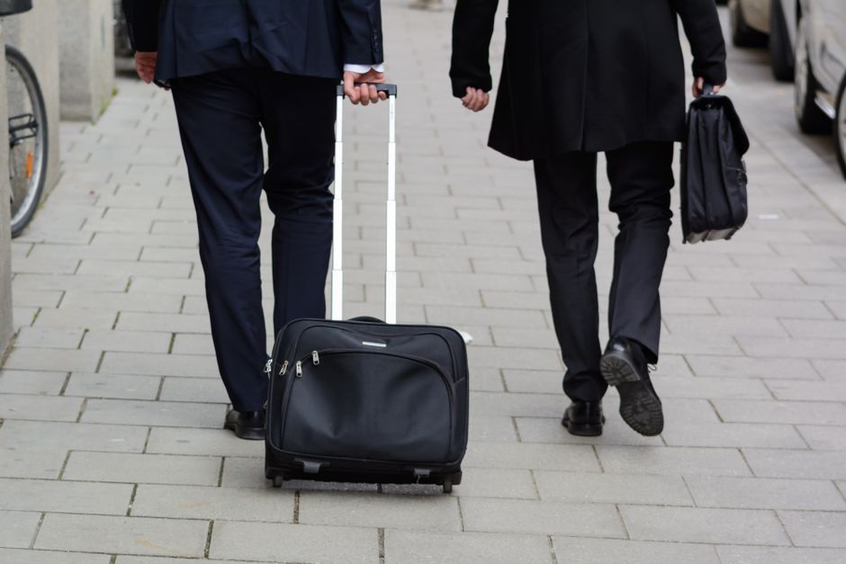 Dicas para organizar viagens de trabalho em 2026: guia completo para sucesso e produtividade