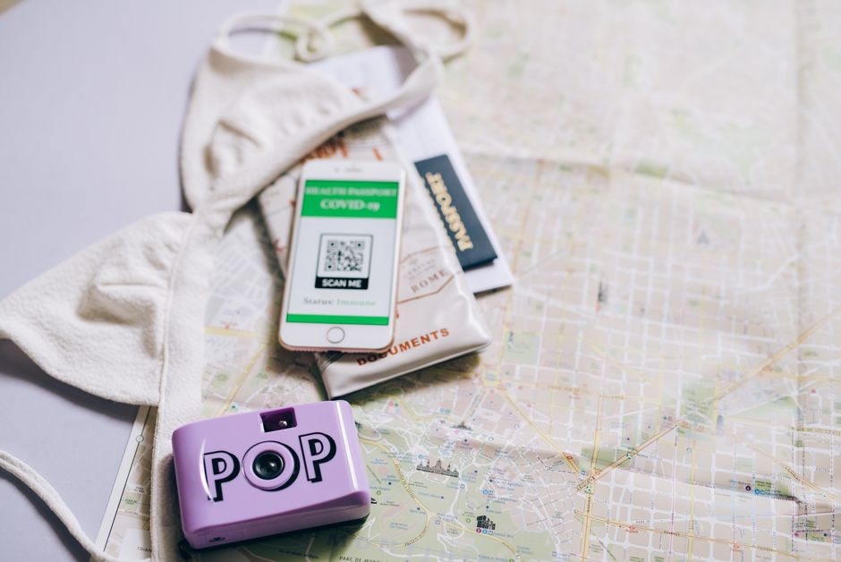 Dicas para viajar com segurança e documentos em dia em 2026: guia completo