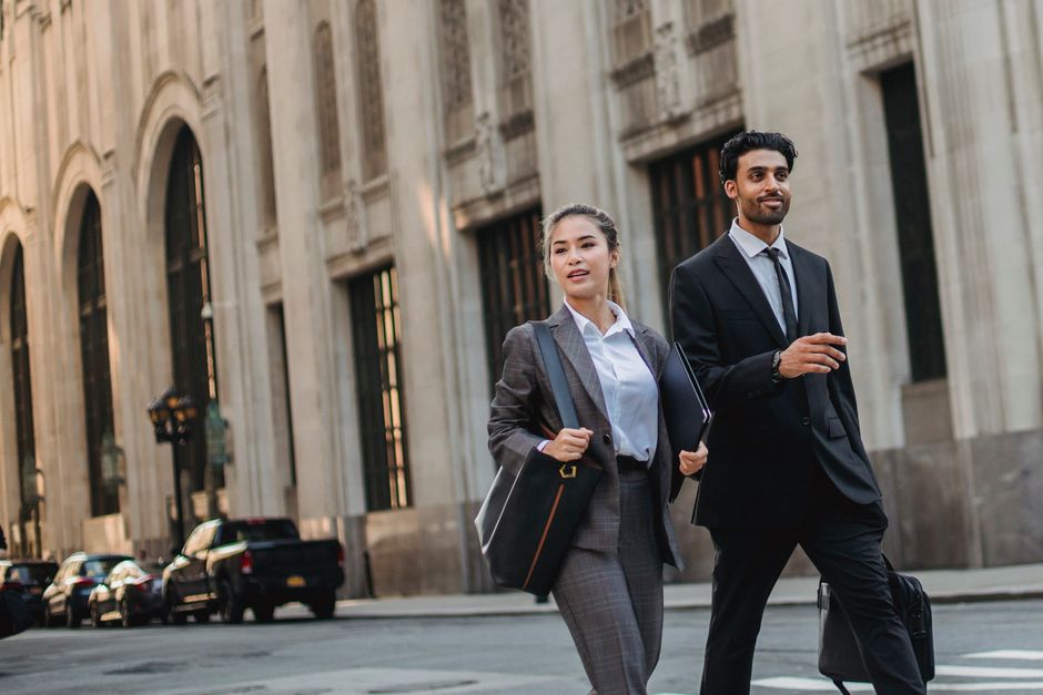 Dicas de Moda para Eventos Corporativos: Guia Completo para 2026