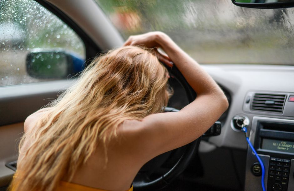 Dicas para manter a calma no trânsito em 2026: guia completo para evitar o estresse