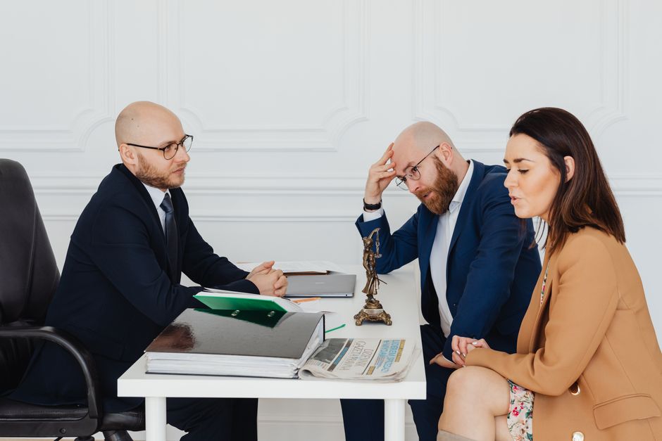 Dicas para Resolver Problemas Trabalhistas Durante Viagens a Trabalho em 2026