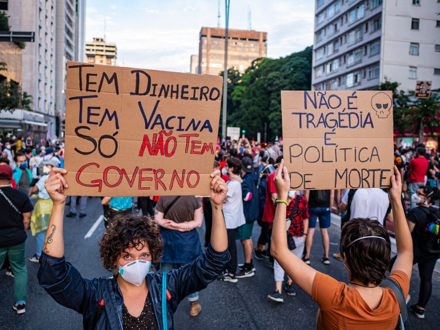 Como a tecnologia influencia eventos políticos no Brasil em 2026: impactos e desafios