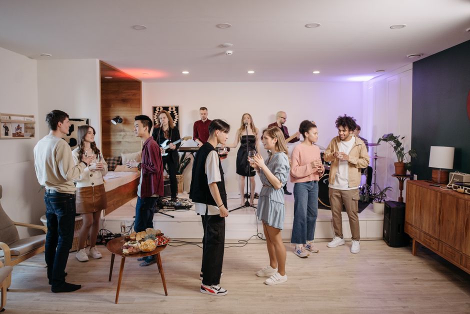 Dicas para Decorar a Sala para Receber Amigos em 2026: Guia Completo e Atualizado