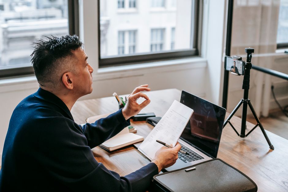 Como escolher a melhor assessoria para seu e-commerce em 2026: guia completo