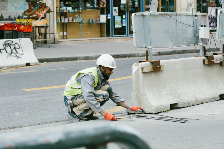 Como contratar profissionais para obras de construção civil em 2026: guia completo