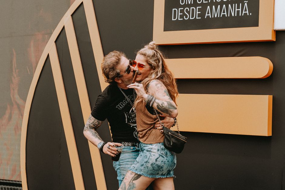 Peças Essenciais para um Look de Show de Rock