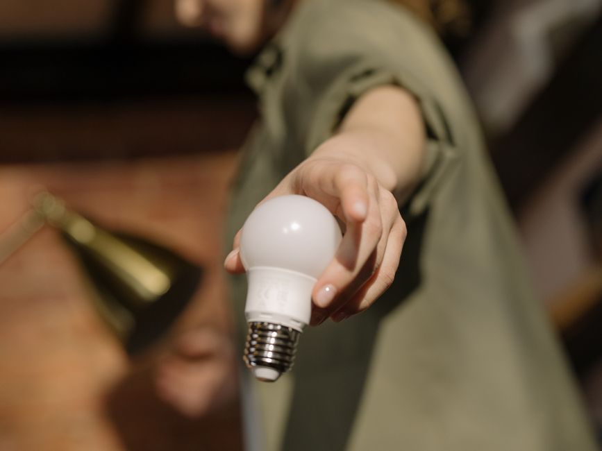 Dicas para Economizar Energia em Obras Residenciais: Guia Completo 2026