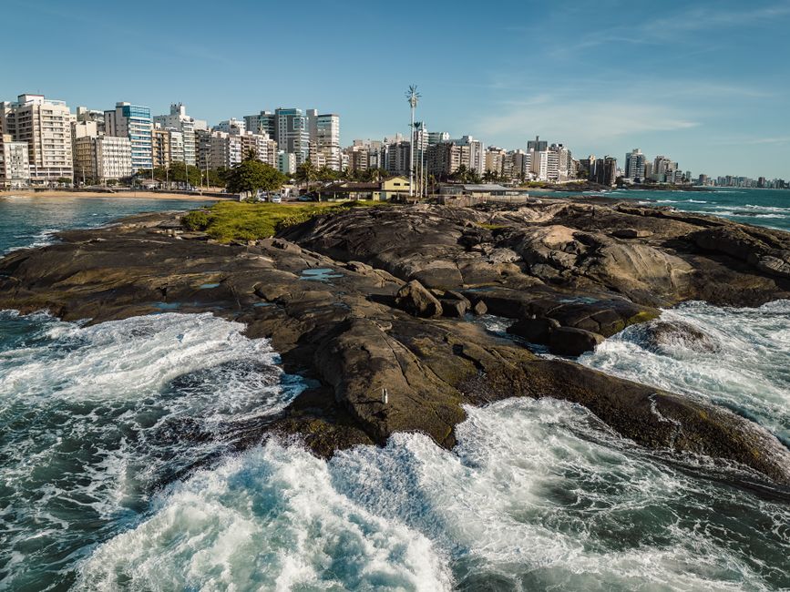 Como escolher uma carreira na área de estética e beleza em 2026: guia completo
