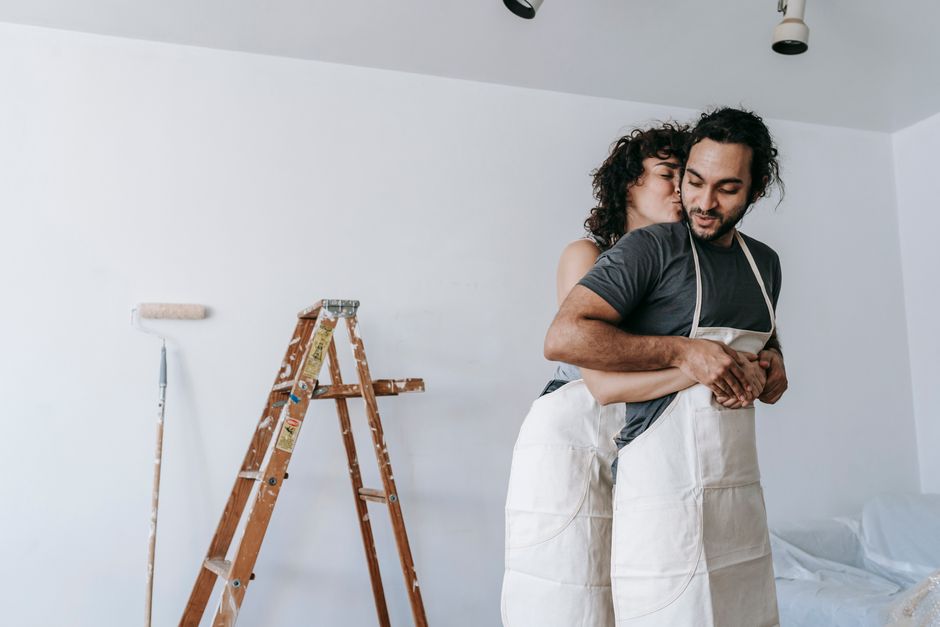 Como escolher o melhor marido de aluguel para sua casa