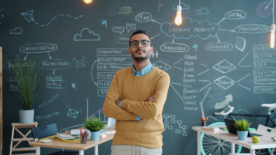 Dicas para estudantes empreenderem enquanto estudam: Guia completo 2026