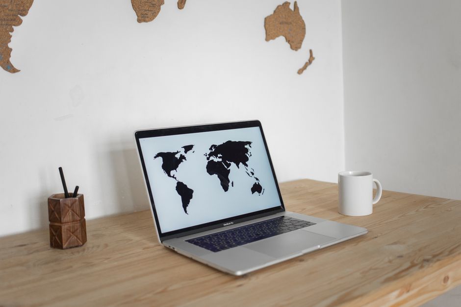 Conectividade e segurança digital em viagens