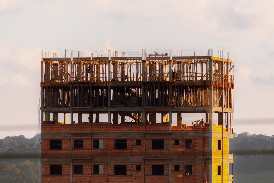 Como agir diante de problemas jurídicos na construção civil