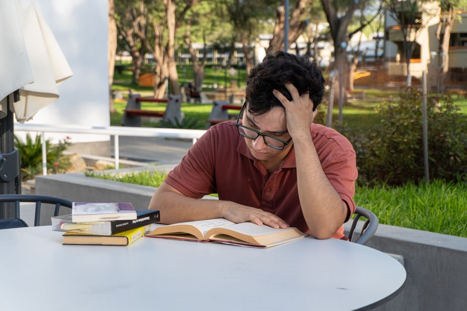 Como identificar e prevenir problemas jurídicos na universidade
