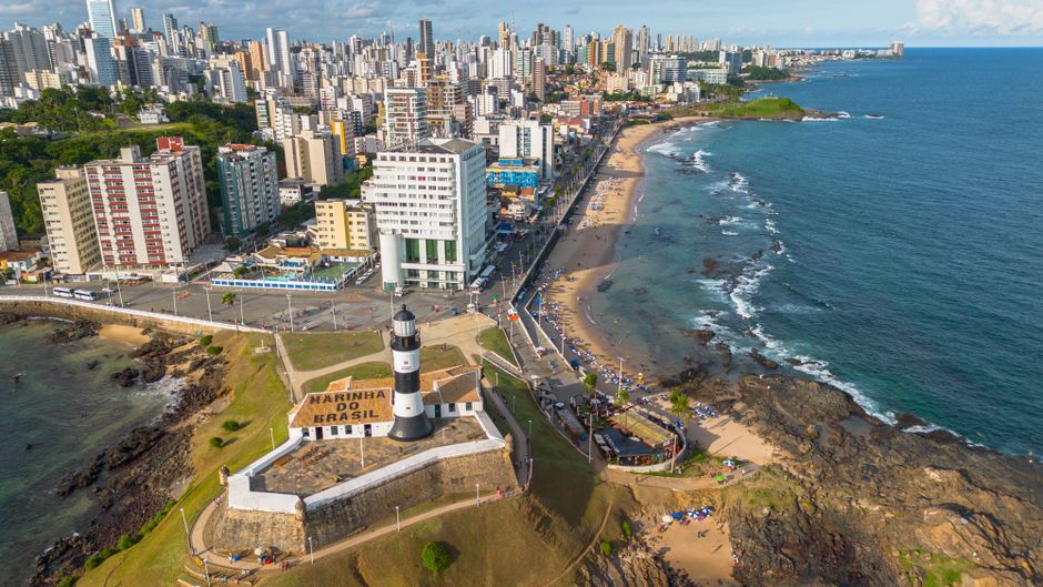 Melhores Destinos para Estudar Fora do Brasil em 2026: Guia Completo